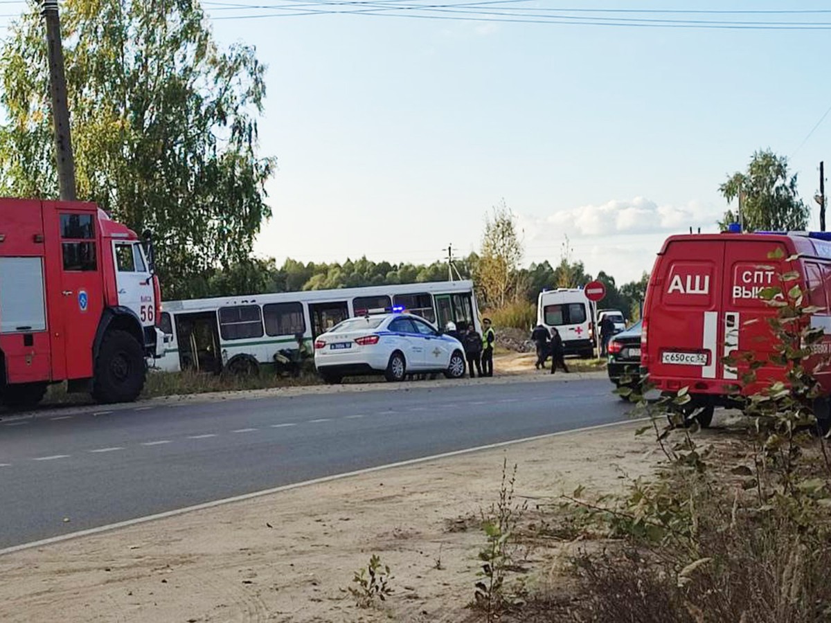 Автобус рейса №107 попал в ДТП