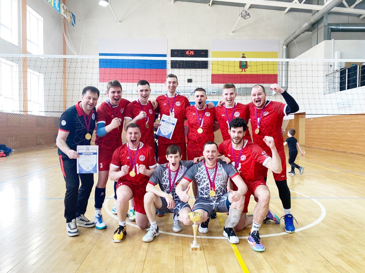 Выксунские волейболисты за золото Чемпионата области боролись до последней секунды