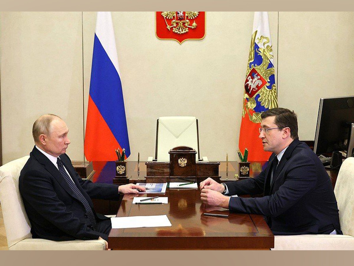 Глеб Никитин доложил Владимиру Путину о ситуации в оборонно-промышленном комплексе региона