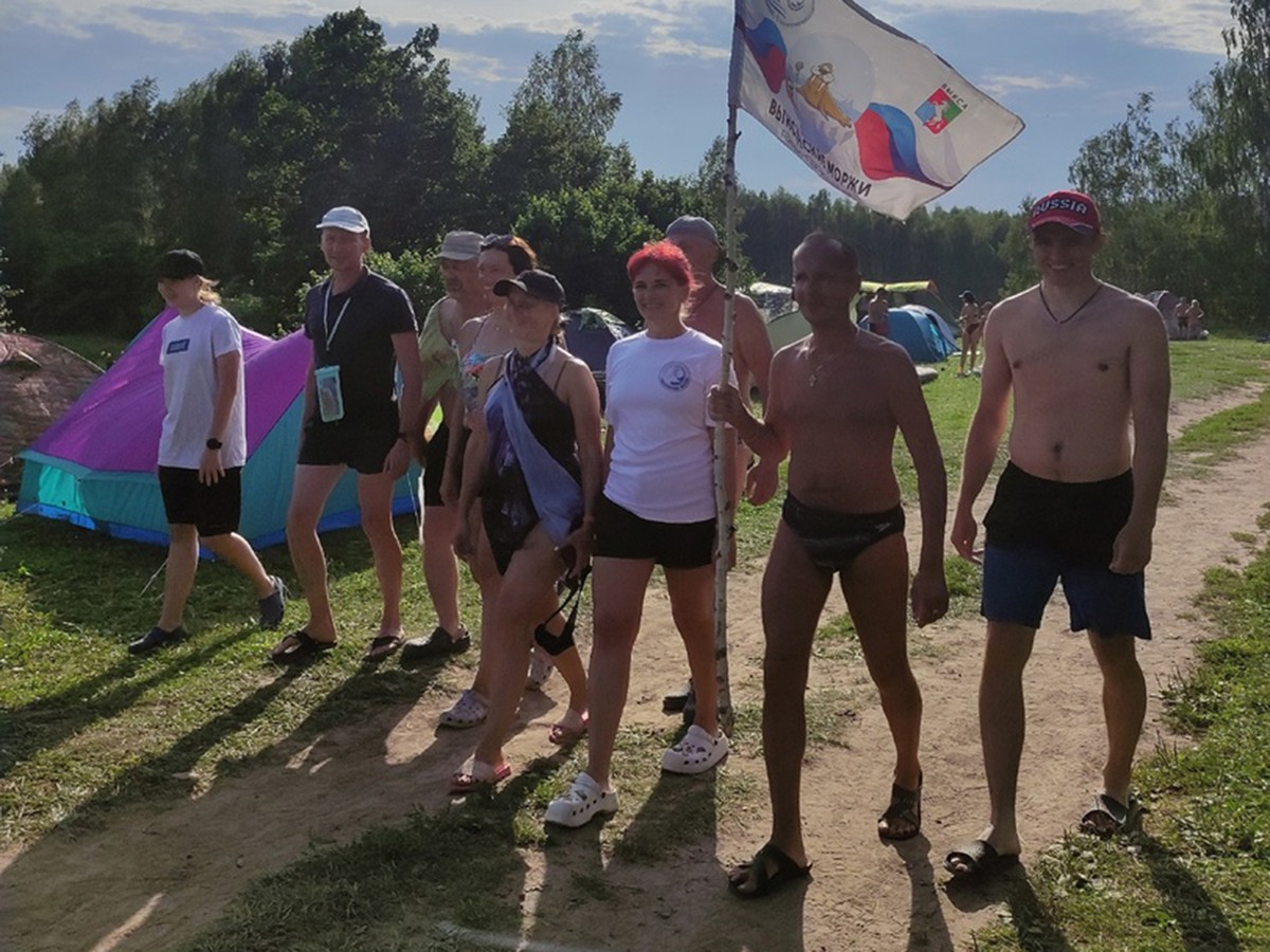 В заплыве памяти Высоцкого приняли участие выксунские моржи