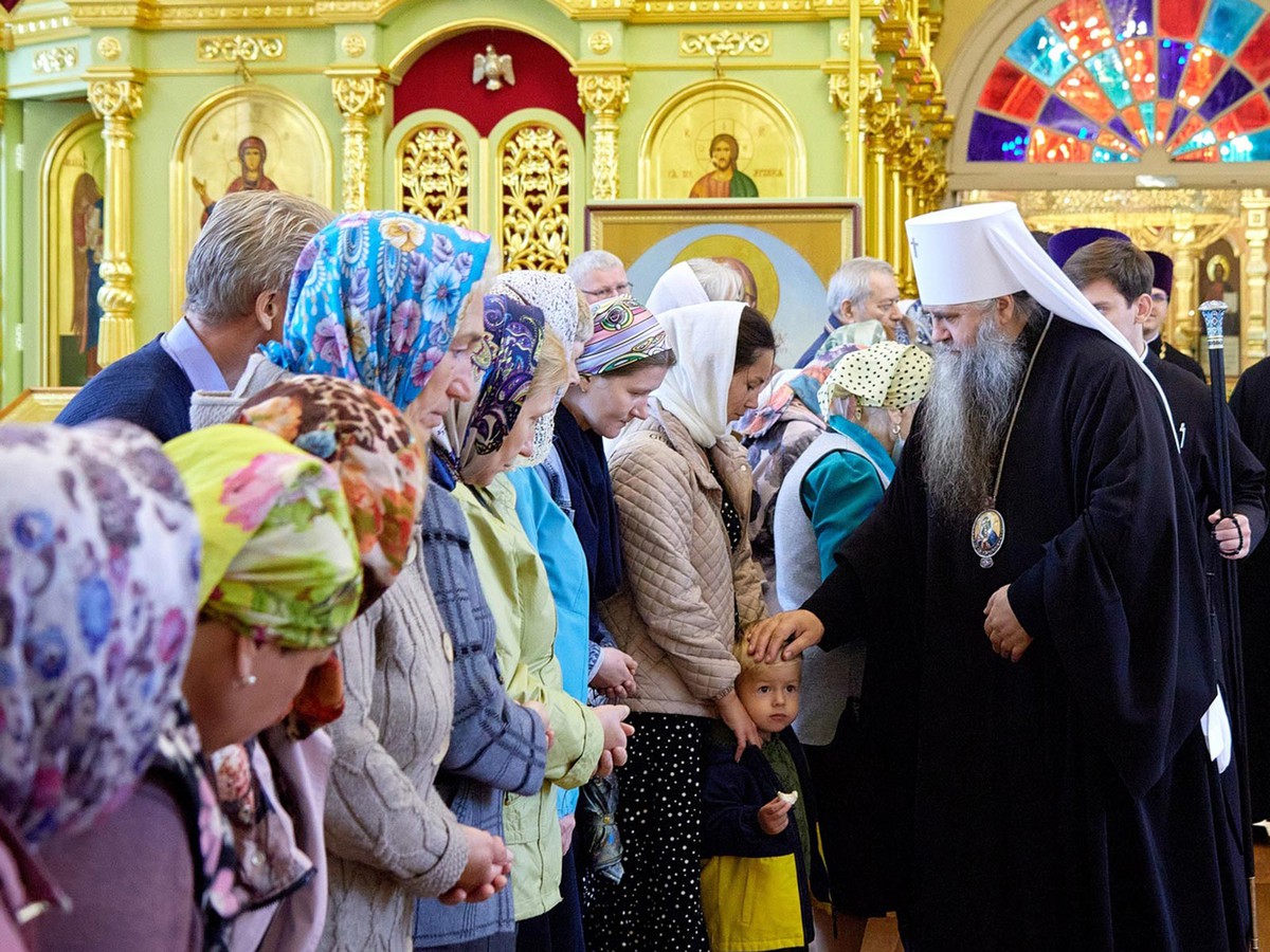 Церковную службу в Выксе совершил митрополит Георгий