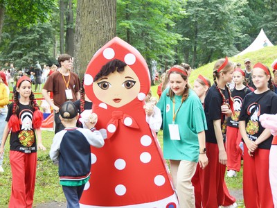 Выксунская игрушка всех подружила