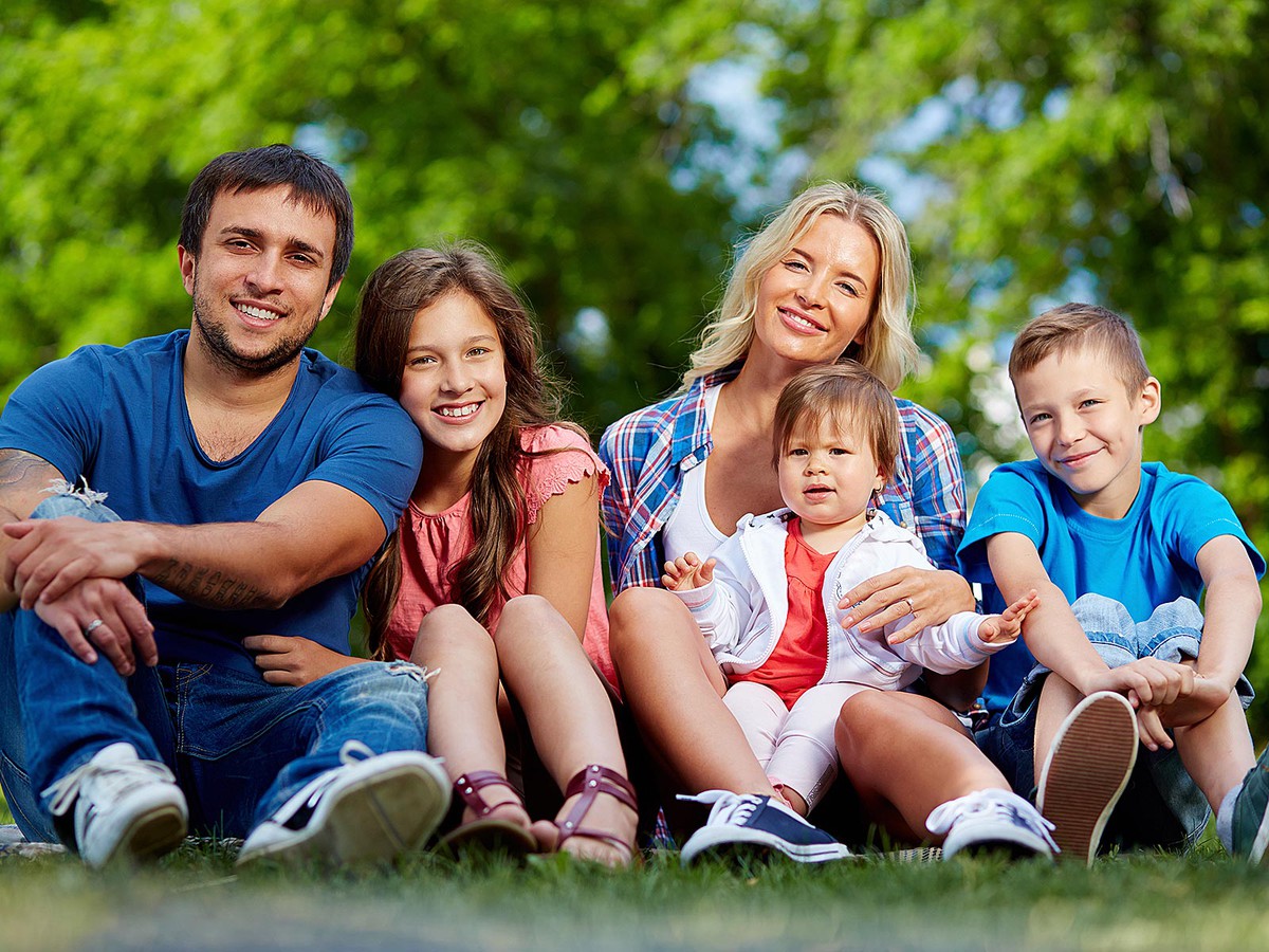 В области учреждён День многодетной семьи