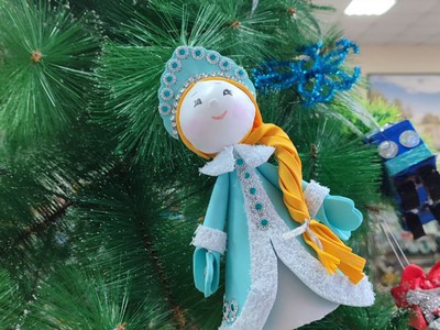 Ёлка украсила автовокзал