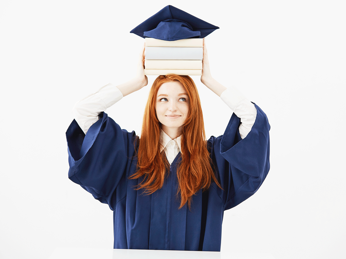 Глеб Никитин и Евгений Люлин поздравляют студентов с праздником