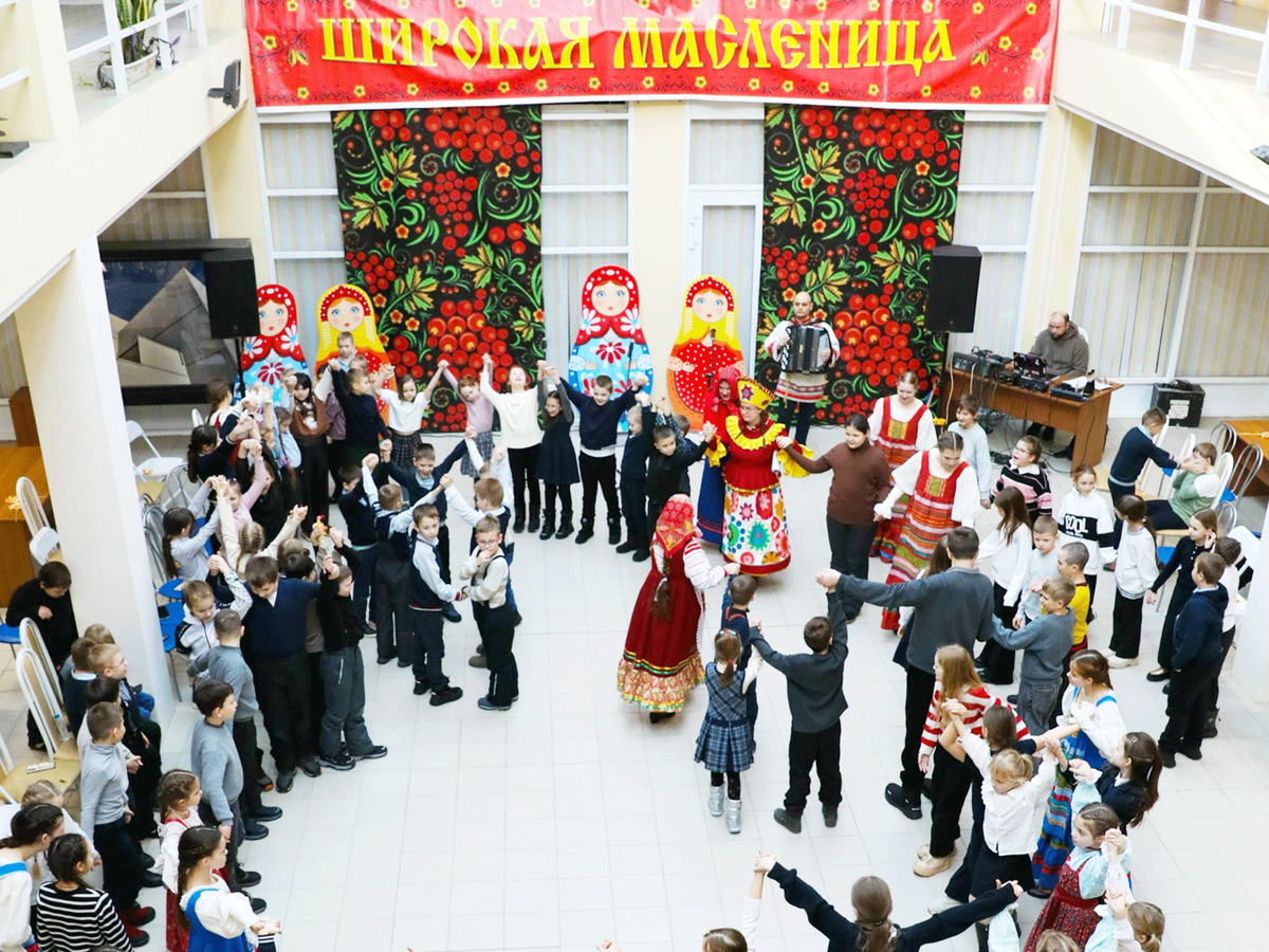 В Центре культуры и креатива состоялась развлекательная программа «Гуляем Масленицу!»