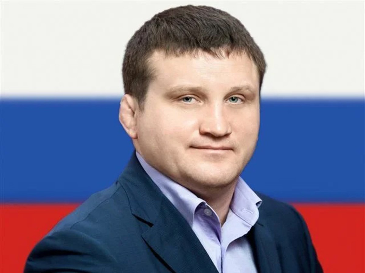 Сергею Жаркову, одному из самых титулованных выксунских самбистов  исполняется 50 лет