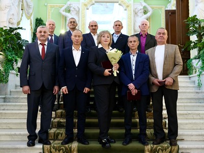 Заслуженными металлургами страны стали 11 выксунцев