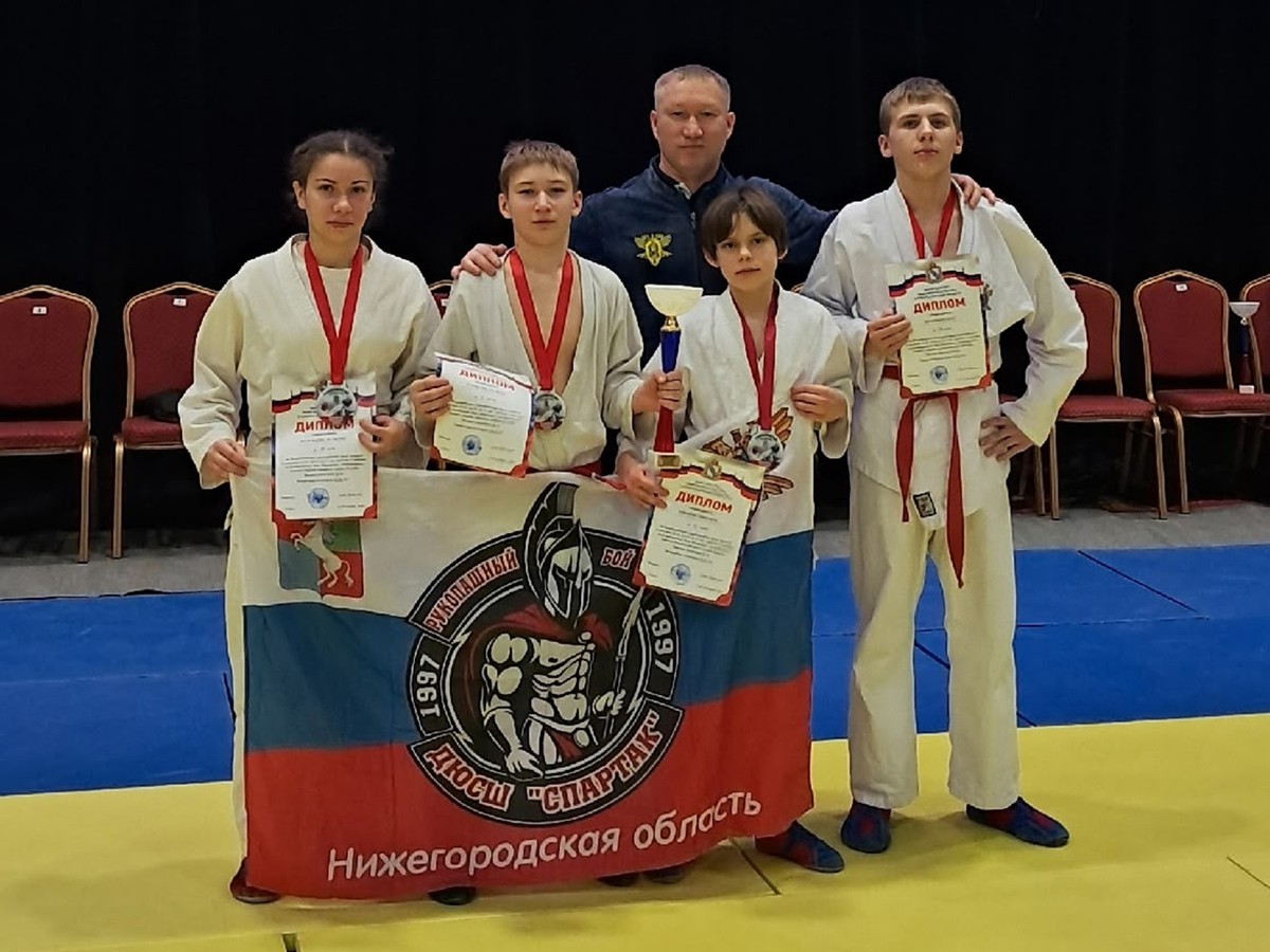 Восемь медалей завоевали наши рукопашники в Курске