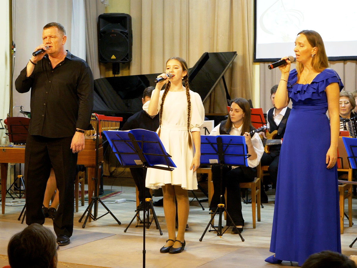 В детской школе искусств прошёл вечер памяти преподавателей «Искусство сквозь года»