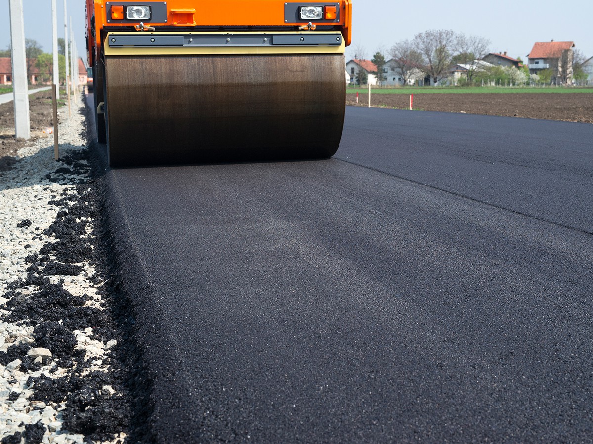 Жители округа могут проголосовать за дорогу, которую отремонтируют первой