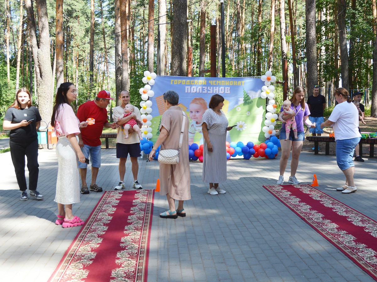 В лесопосадке в выходные соревновались самые маленькие