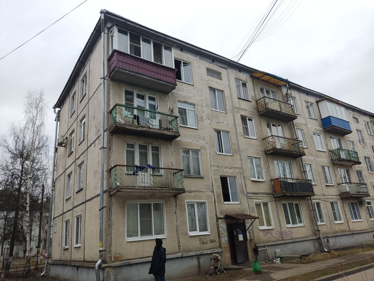 Сегодня ночью в многоквартирном доме на Красных зорях произошёл пожар