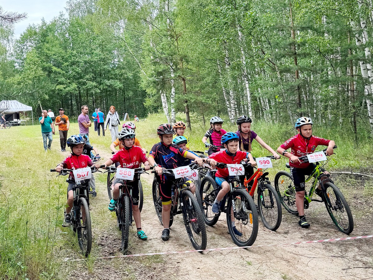 В Меленковском округе выксунские велосипедисты завоевали три медали