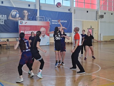 Баскетболисты почтили память тренера Евгения Родькина