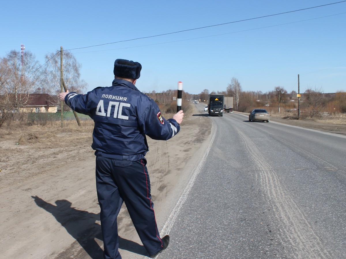 На Дружбе задержали водителя за поддельные права