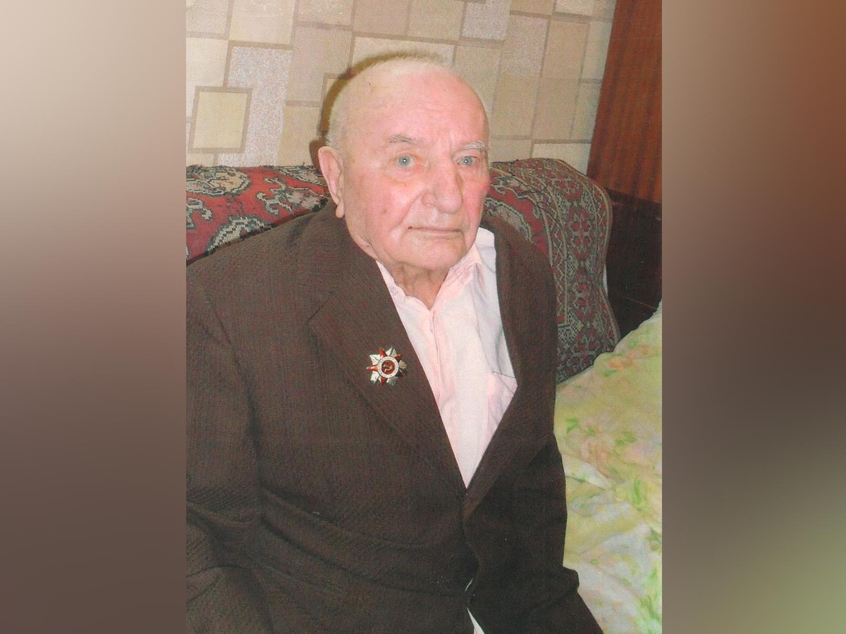 Пётр Шаманин получил медаль за чёткую, безошибочную работу на своём станке