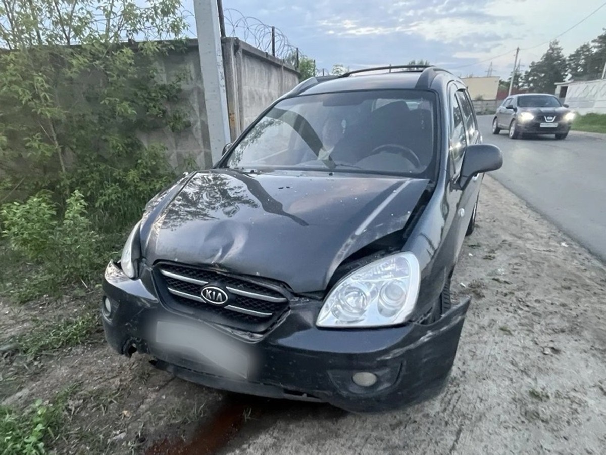 Kia врезалась в «Ладу Калину»