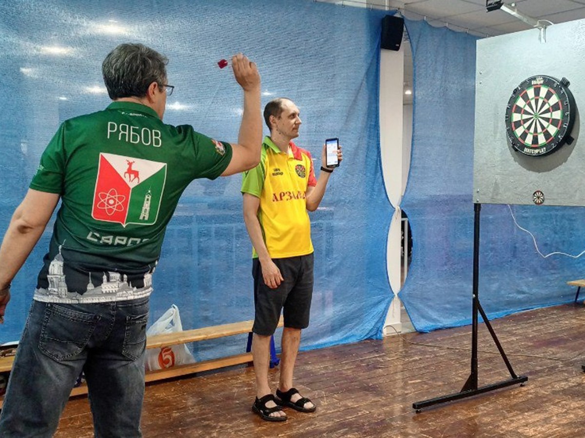В преддверии Дня города и Дня металлурга прошли соревнования по дартсу