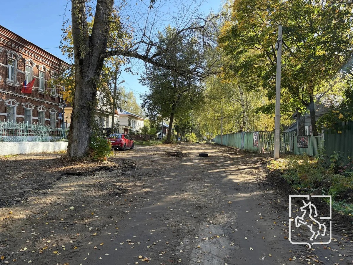 Начат ремонт дороги в переулке Пионера