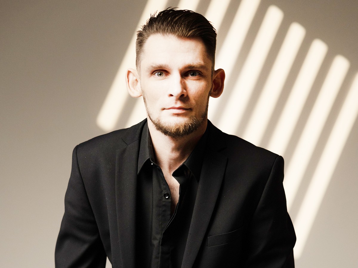 Дмитрий Тарасов – новый герой Доски почёта