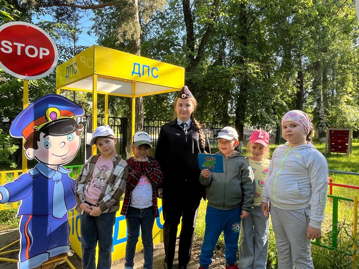 Ряд акций от ГИБДД прошёл в детских садах округа