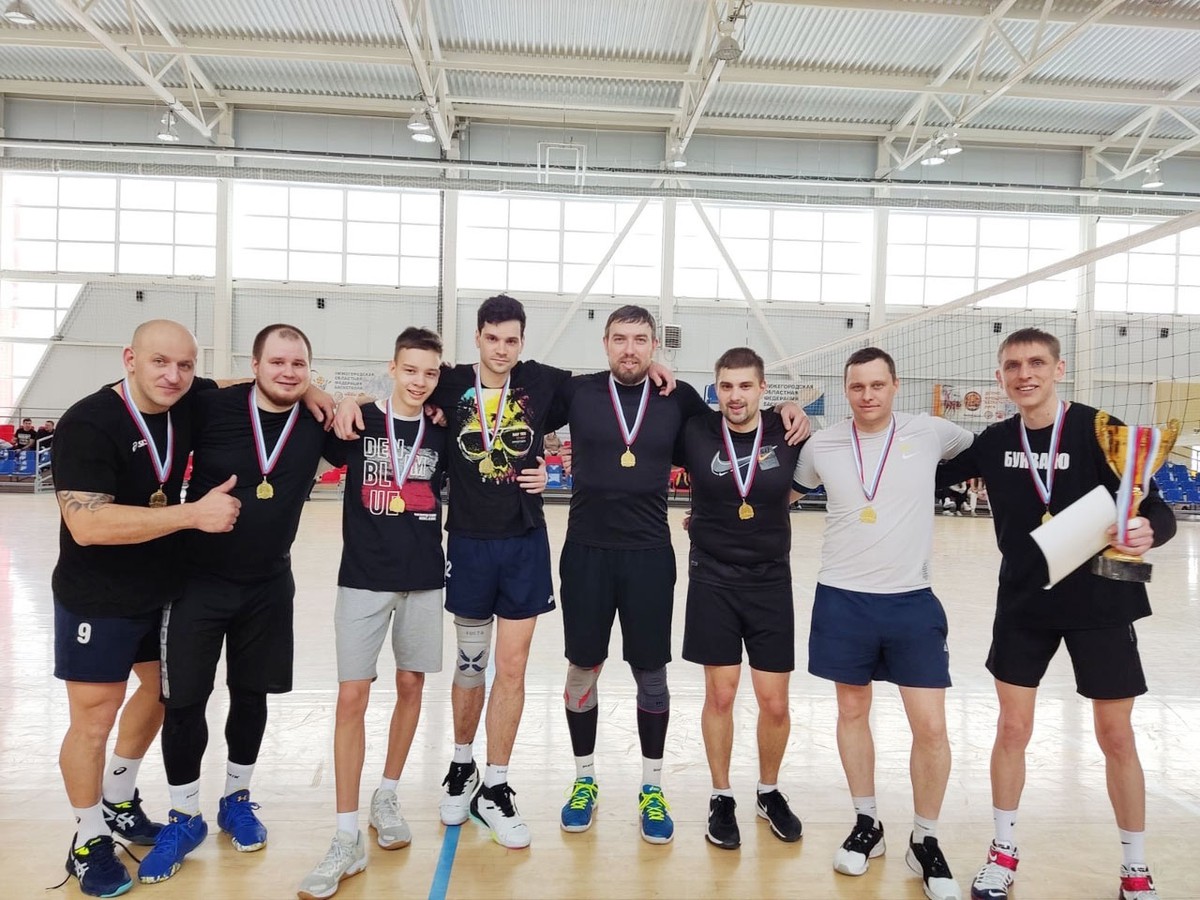 Завершился чемпионат округа по волейболу среди мужчин