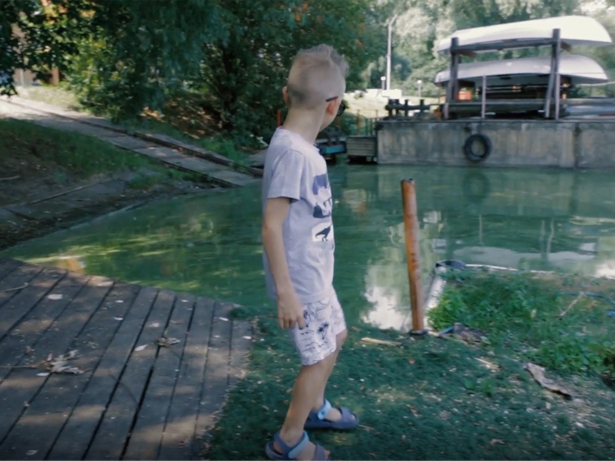 На воде важно соблюдать осторожность