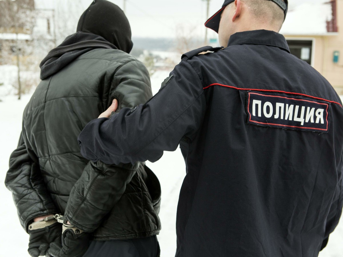 Оперативники задержали подозреваемого в изнасиловании выксунки