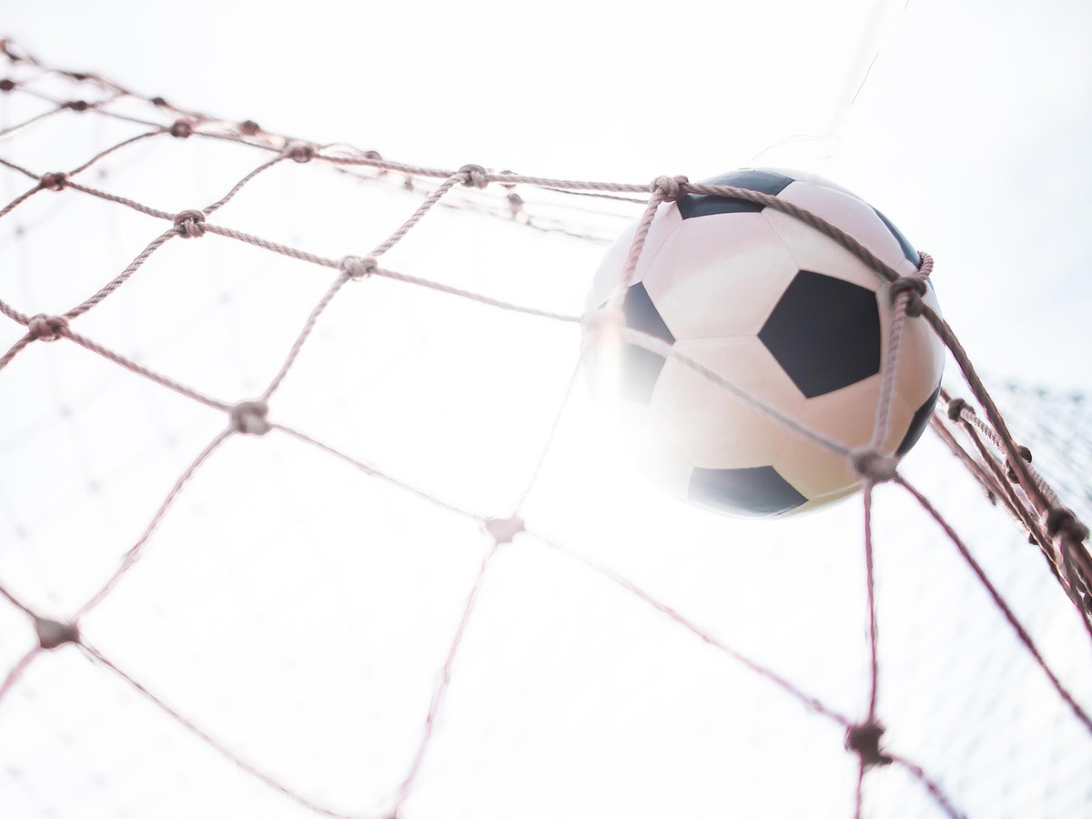 В выходные состоялись футбольные матчи выксунских команд